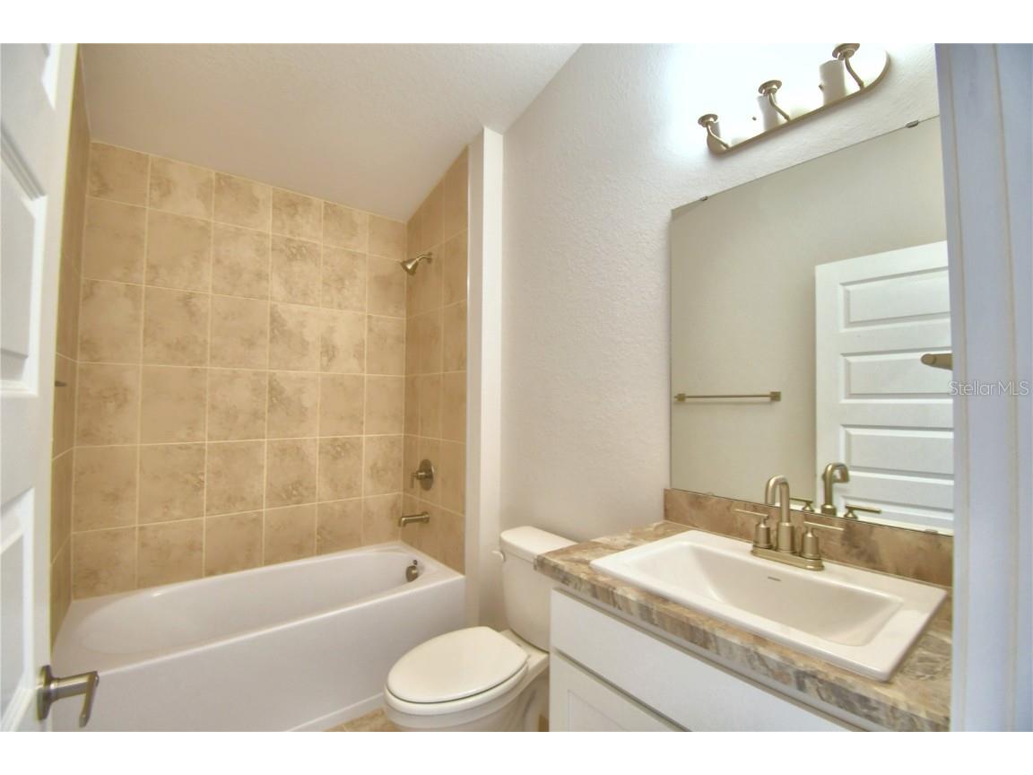 506 Tanaro Lane Haines City FL 33844 P4931362 image4