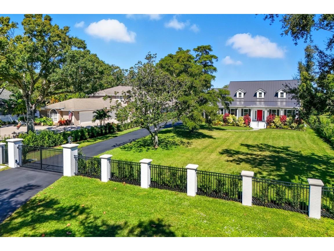 5060 18th Avenue W Bradenton FL 34209 A4668334 image1