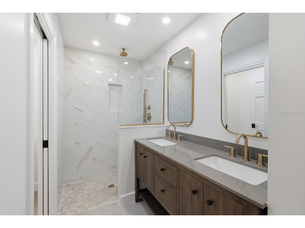 5060 18th Avenue W Bradenton FL 34209 A4668334 image35