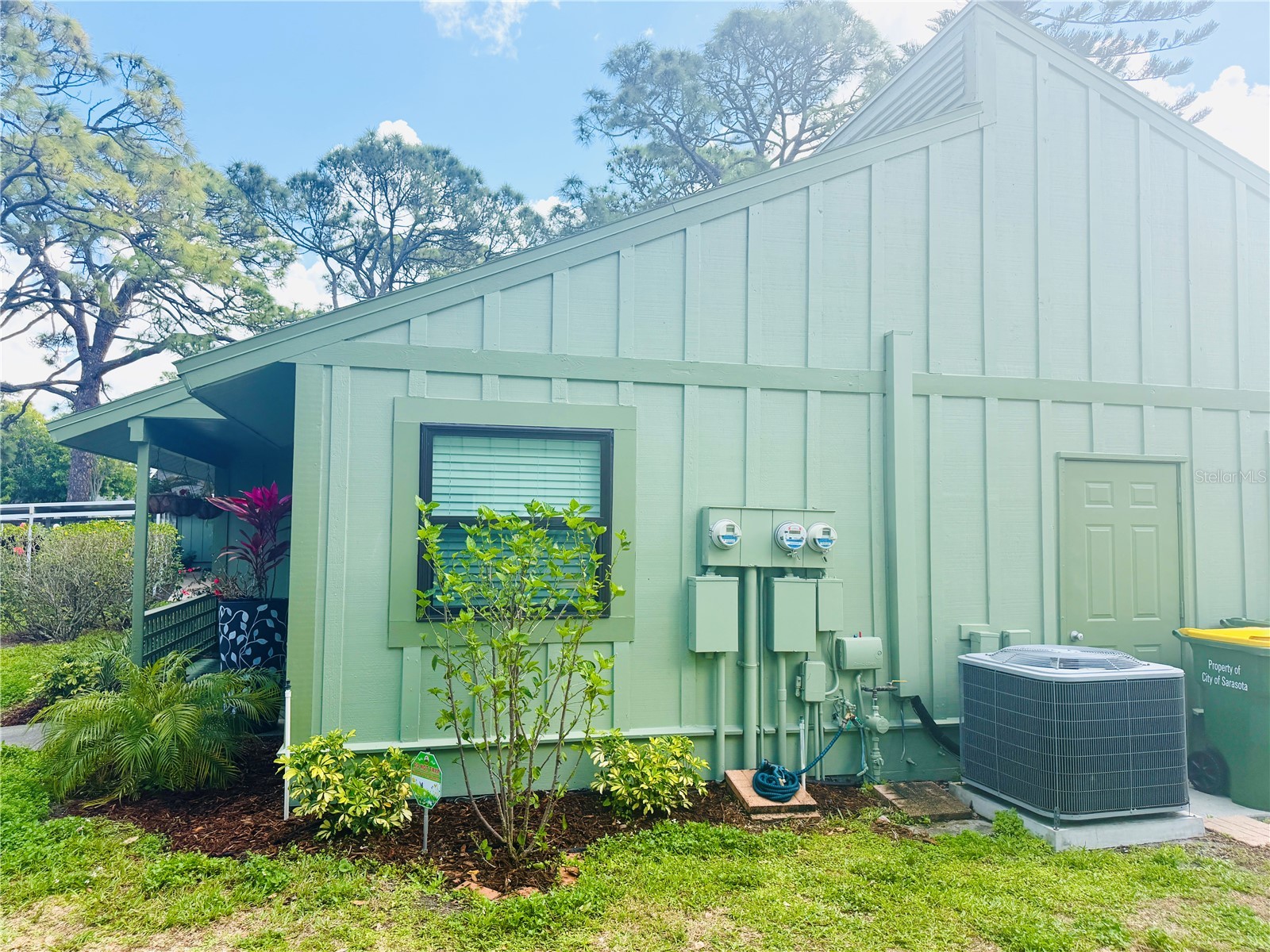 5061 Barrington Circle #1302 Sarasota FL 34234 A4684564 image40