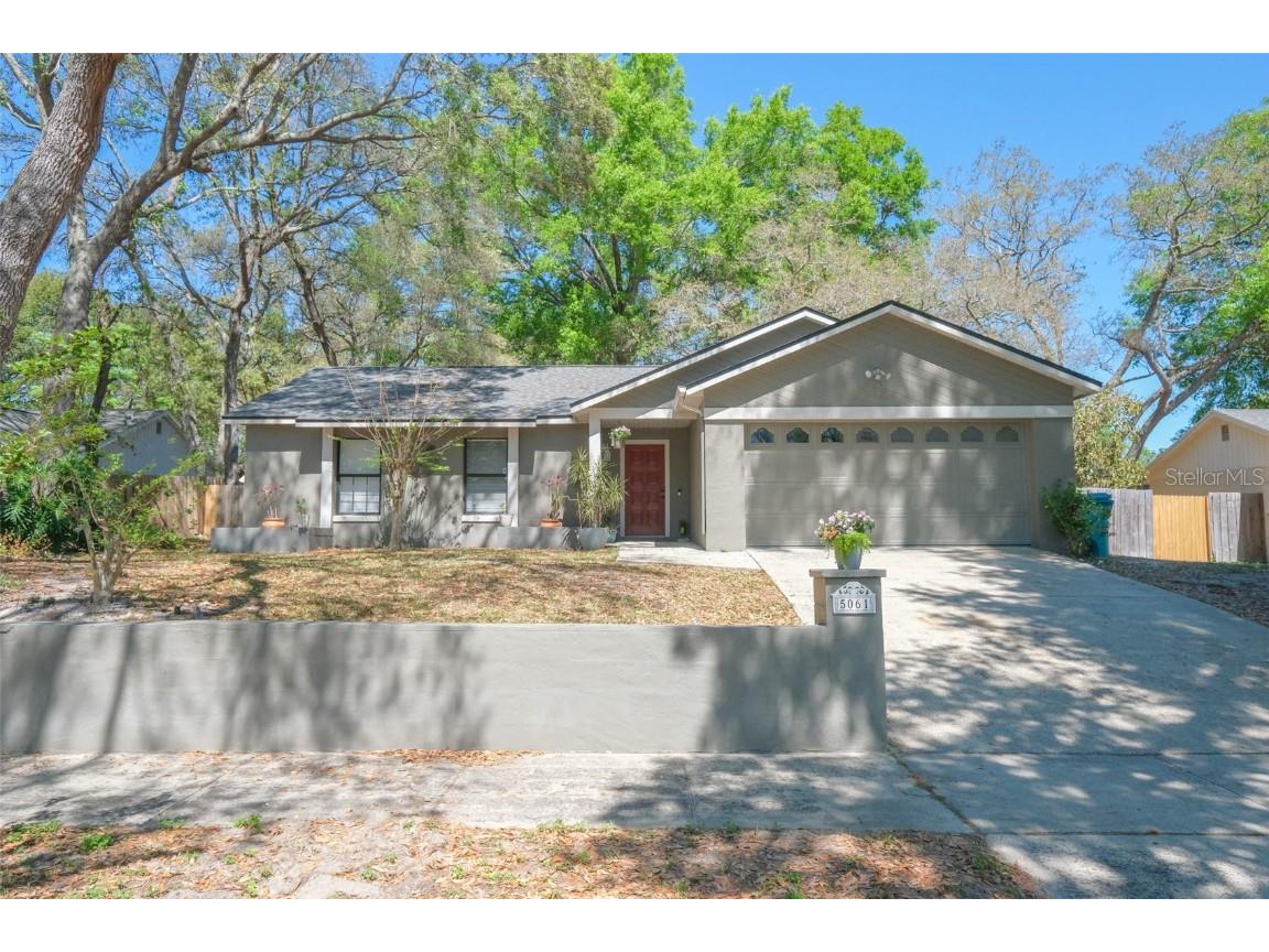 5061 Catspaw Court Orlando FL 32808 O6096966 image1