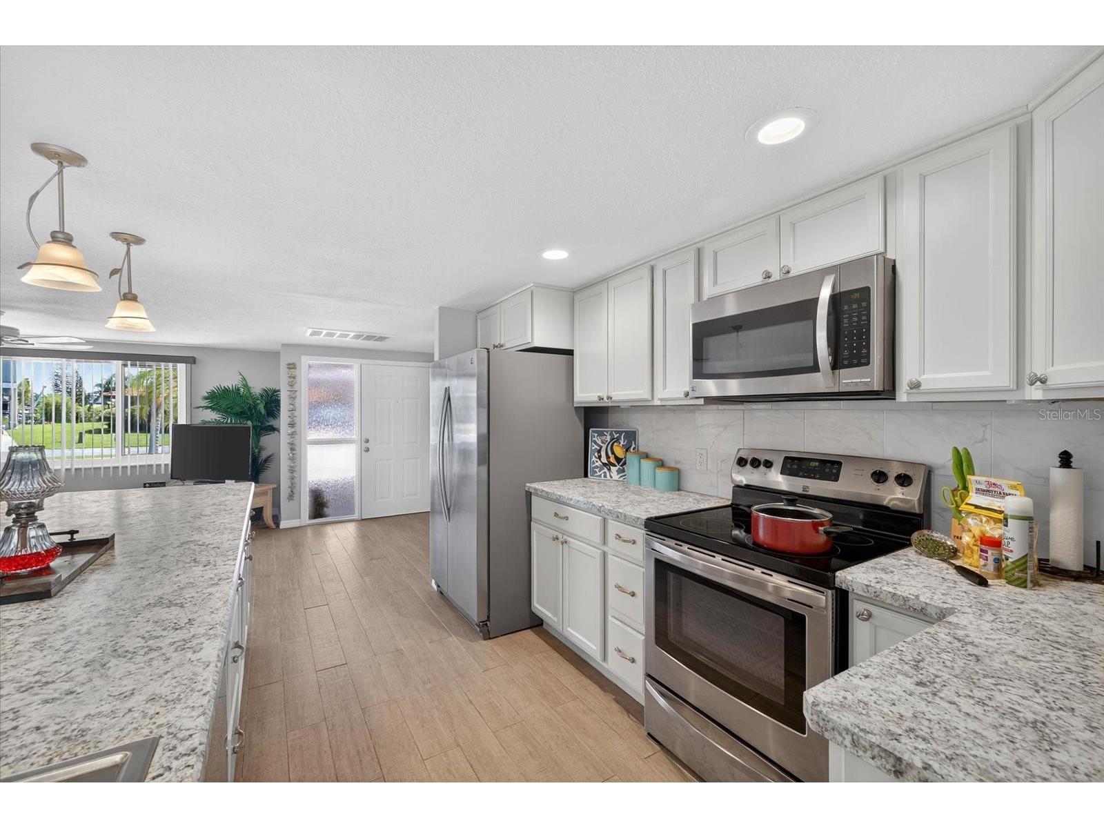 5061 Ensign Loop New Port Richey FL 34652 W7879400 image27