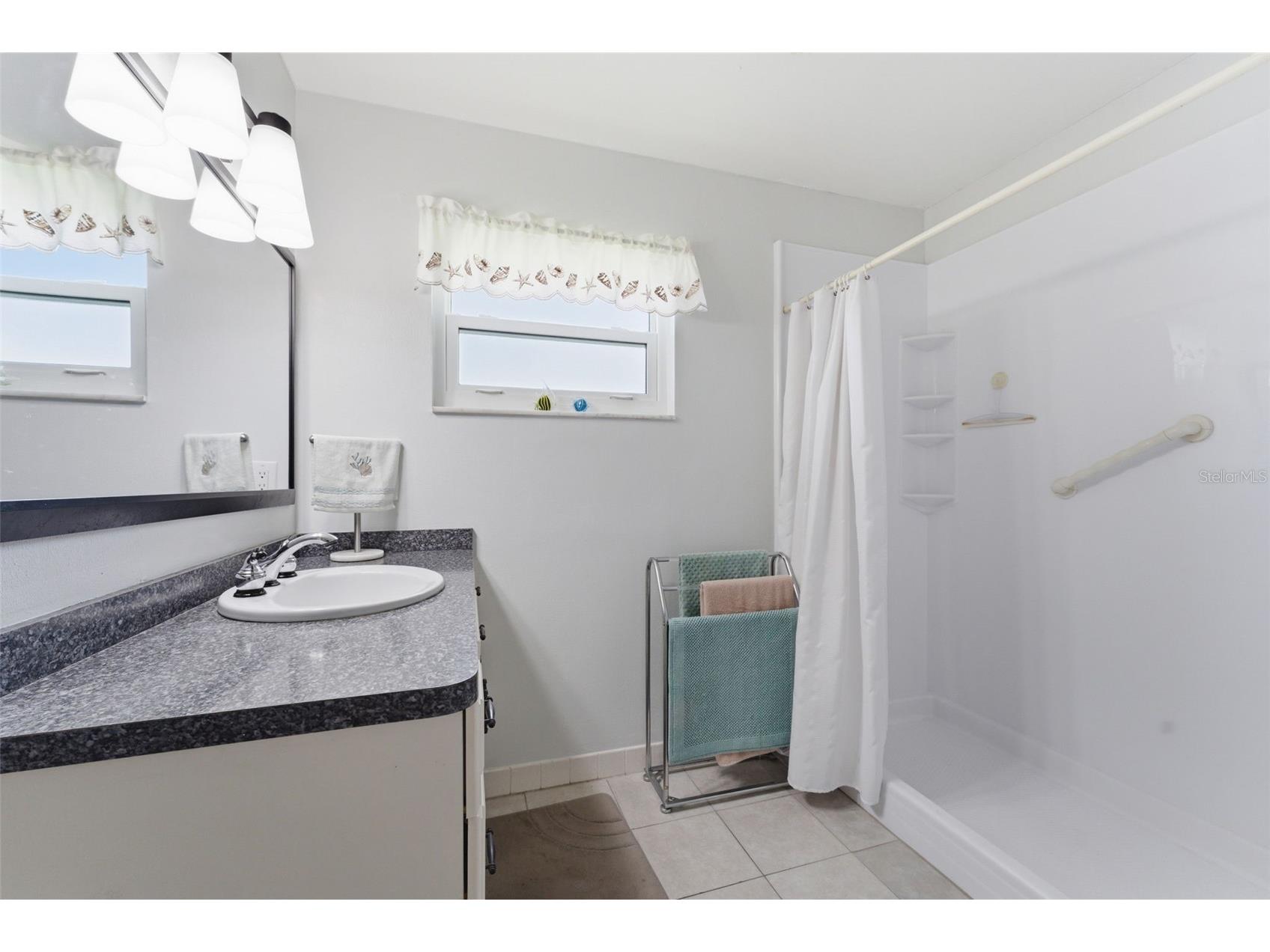 5061 Live Oak Circle Bradenton FL 34207 A4685142 image17