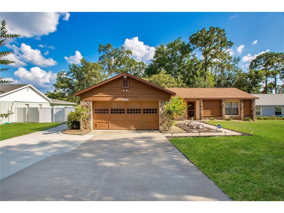 5062 Catspaw Court Orlando FL 32808 O6120039 image1
