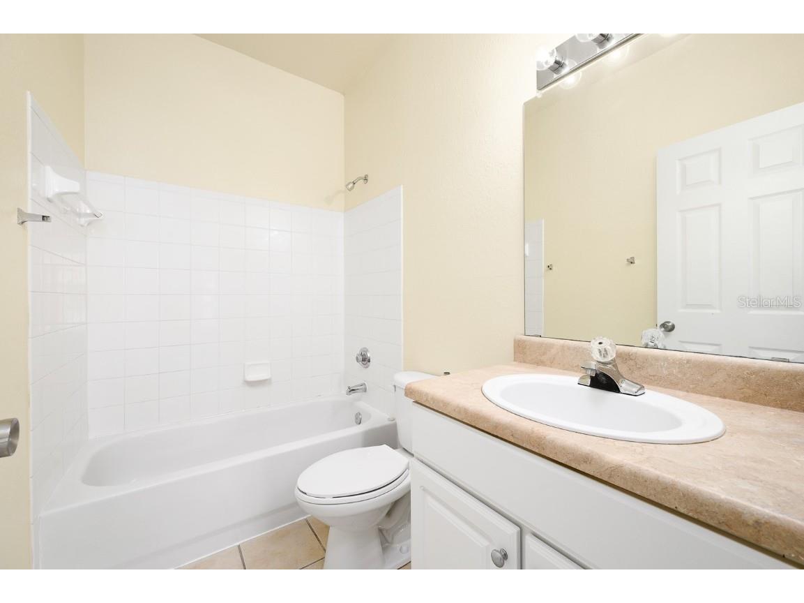 5062 NW 44th Lane #102 Gainesville FL 32606 GC530660 image29