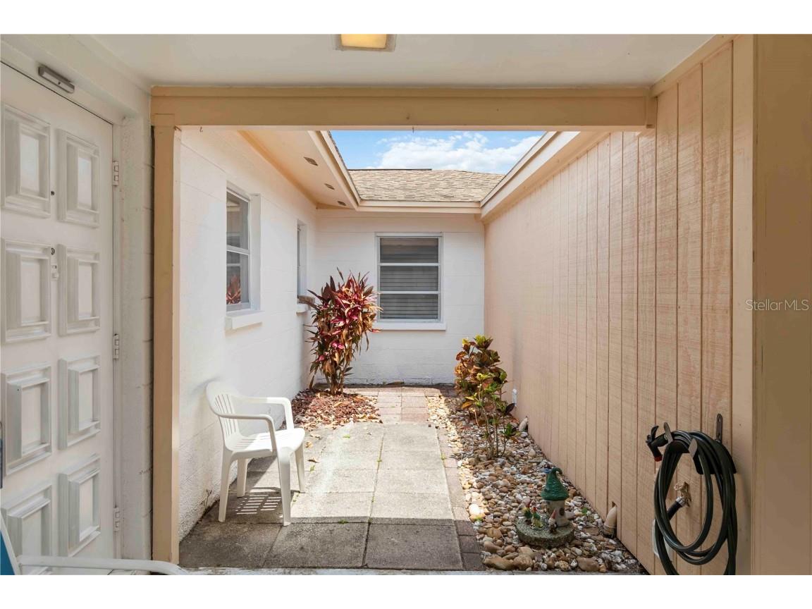 5062 White Oak Court Bradenton FL 34207 A4653690 image1