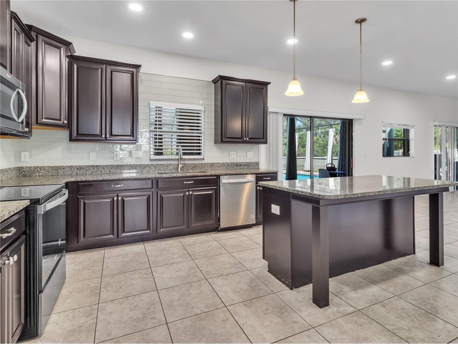 5063 Ivory Stone Drive Wimauma FL 33598 TB8519932 image13