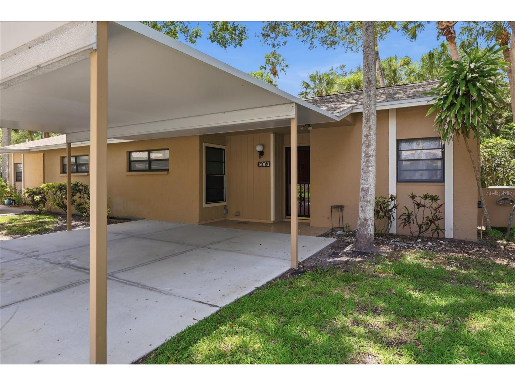 5063 Village Gardens Drive #9 Sarasota FL 34234 A4700557 image4