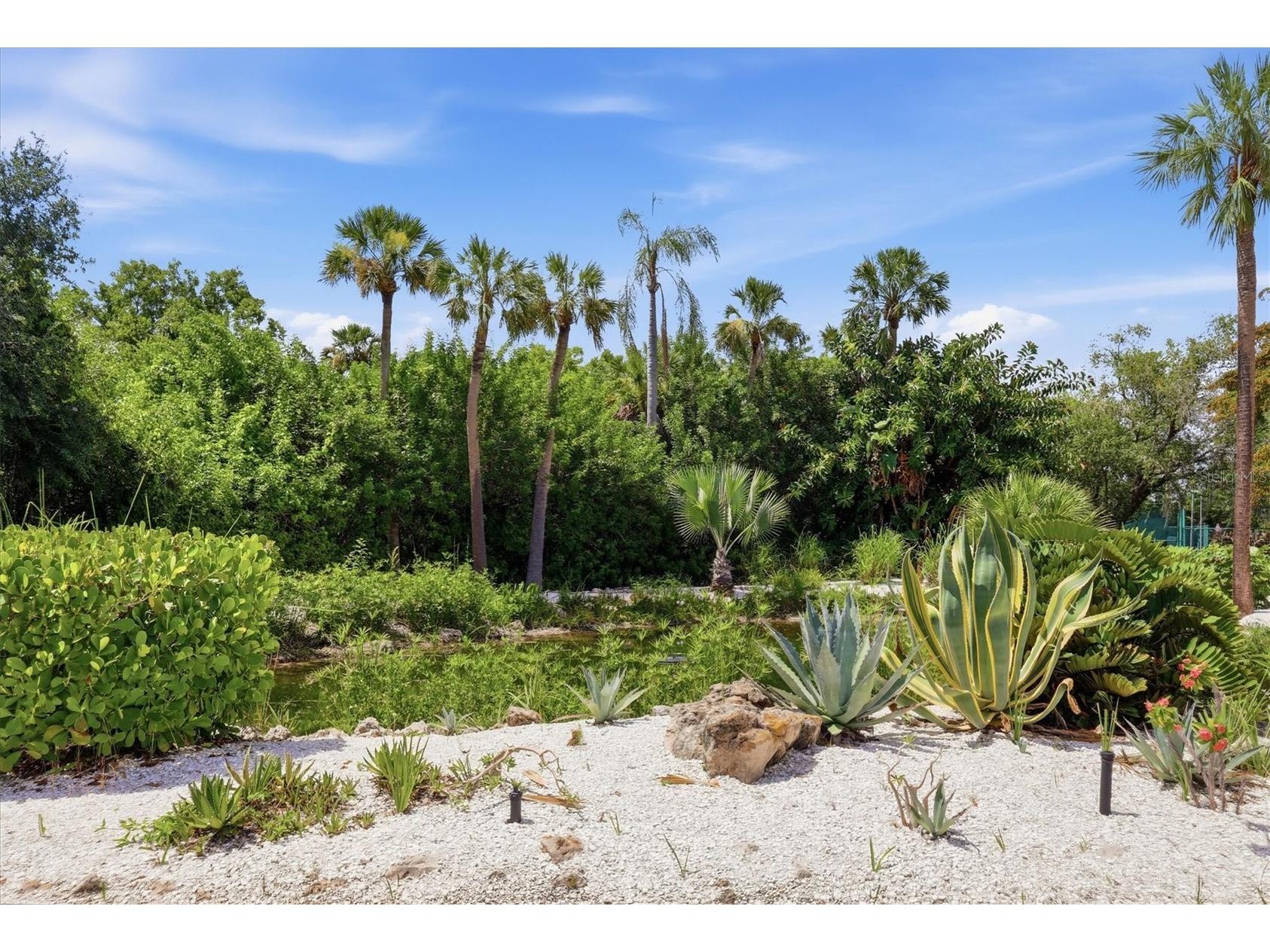 5063 Village Gardens Drive #9 Sarasota FL 34234 A4700557 image40