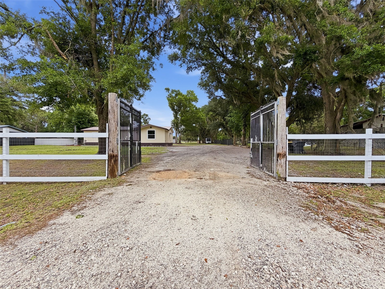 5063 Walnut Circle E Lakeland FL 33810 L4961022 image3