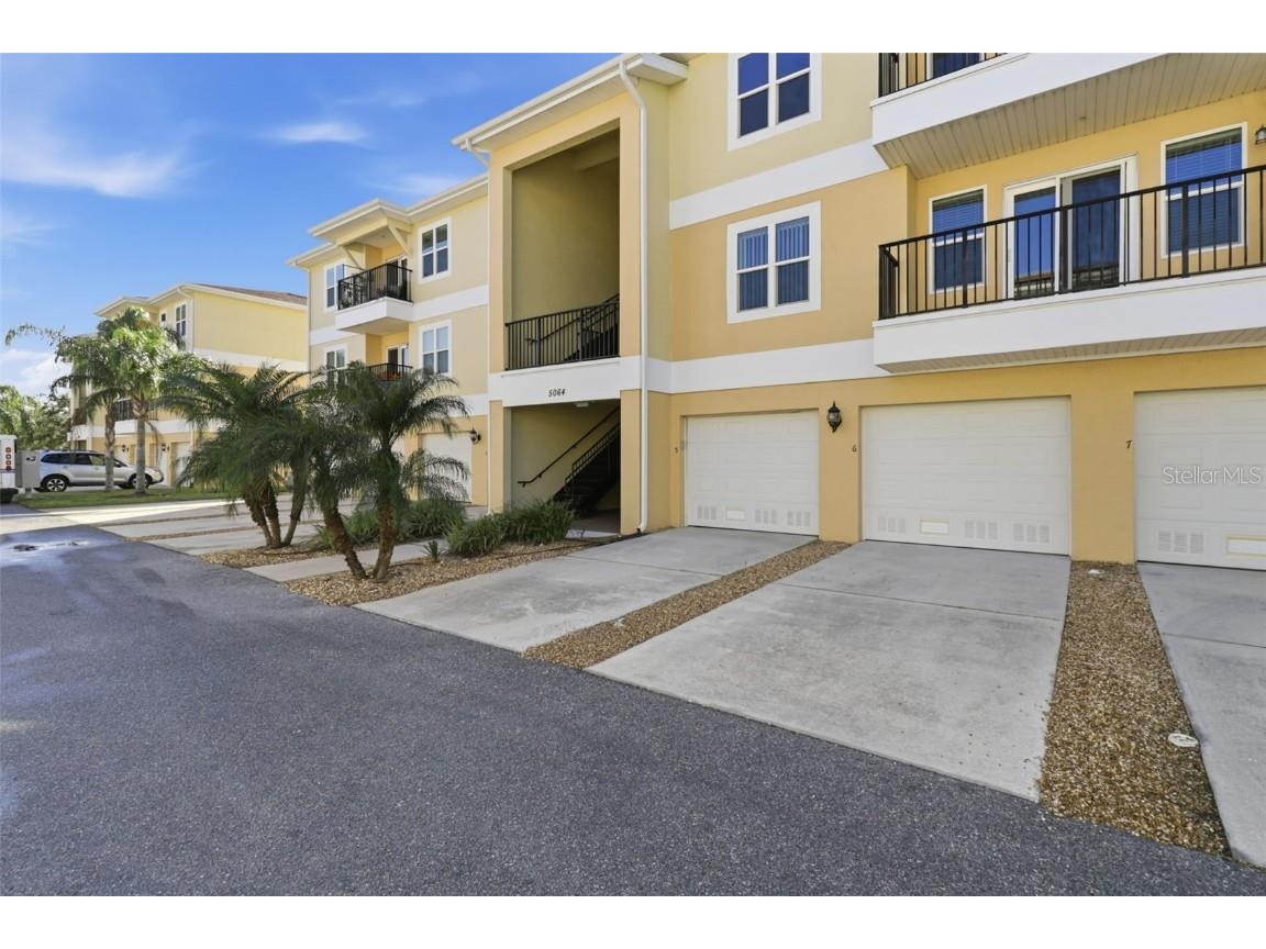 5064 Royal Palms Way #301 New Port Richey FL 34652 W7880680 image3