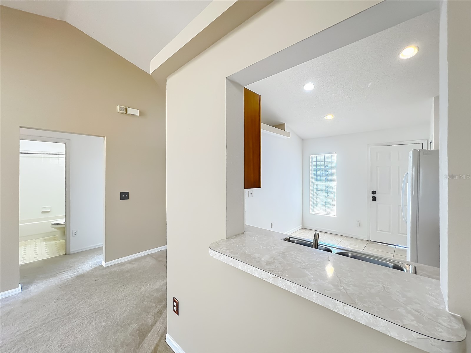 5065 Foxcroft Court Orlando FL 32808 V4947909 image12