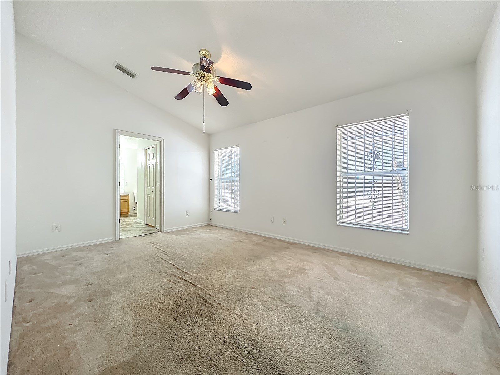 5065 Foxcroft Court Orlando FL 32808 V4947909 image16