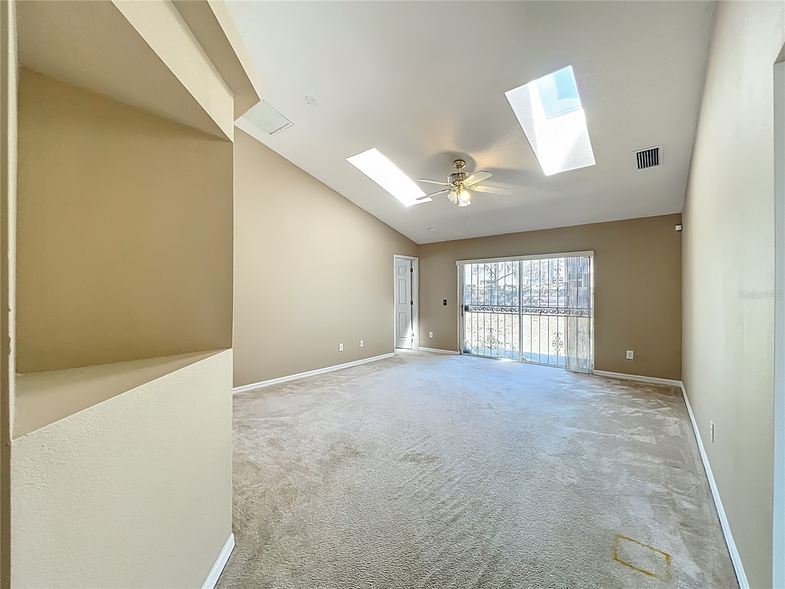 5065 Foxcroft Court Orlando FL 32808 V4947909 image30