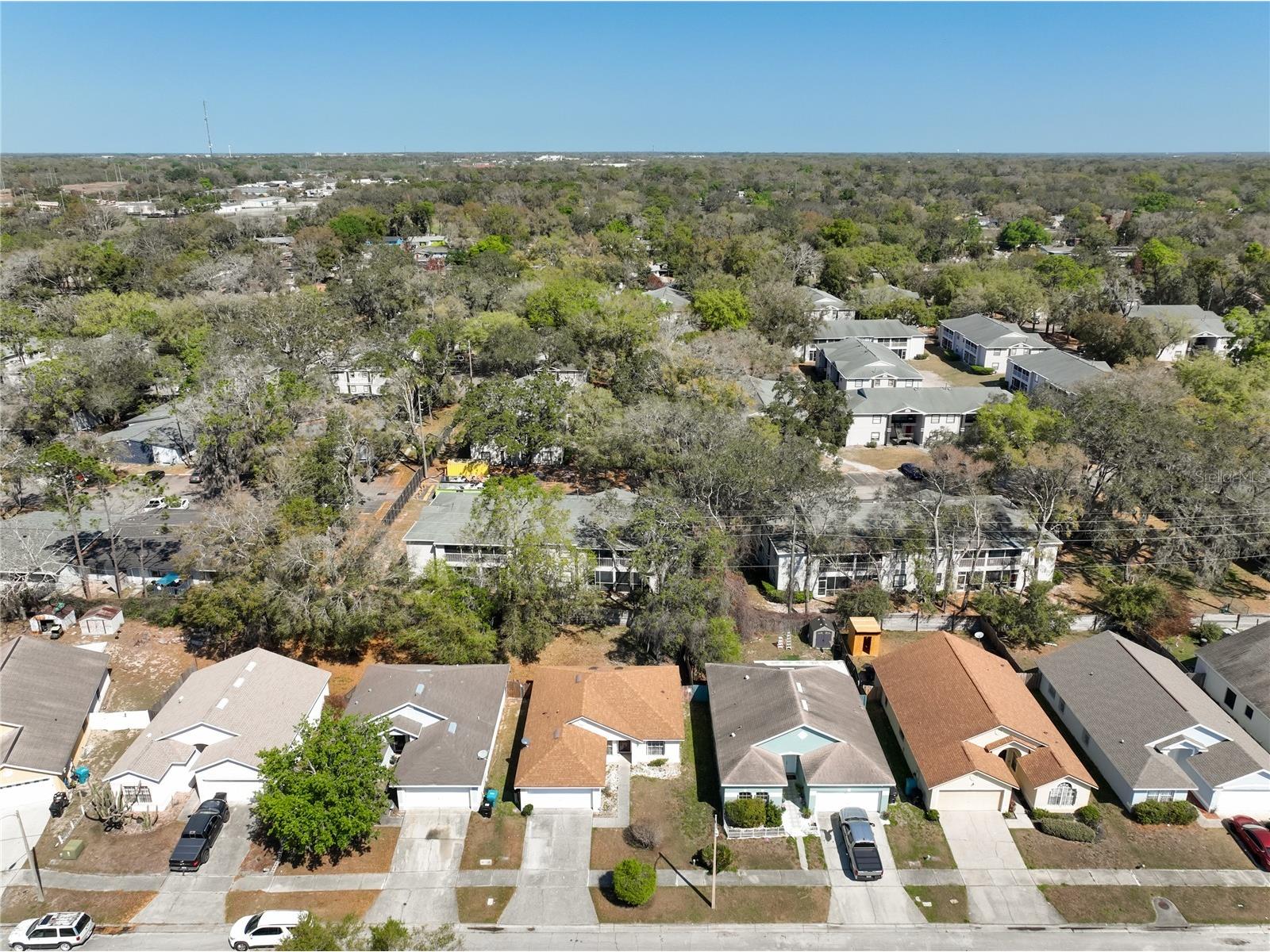 5065 Foxcroft Court Orlando FL 32808 V4947909 image6