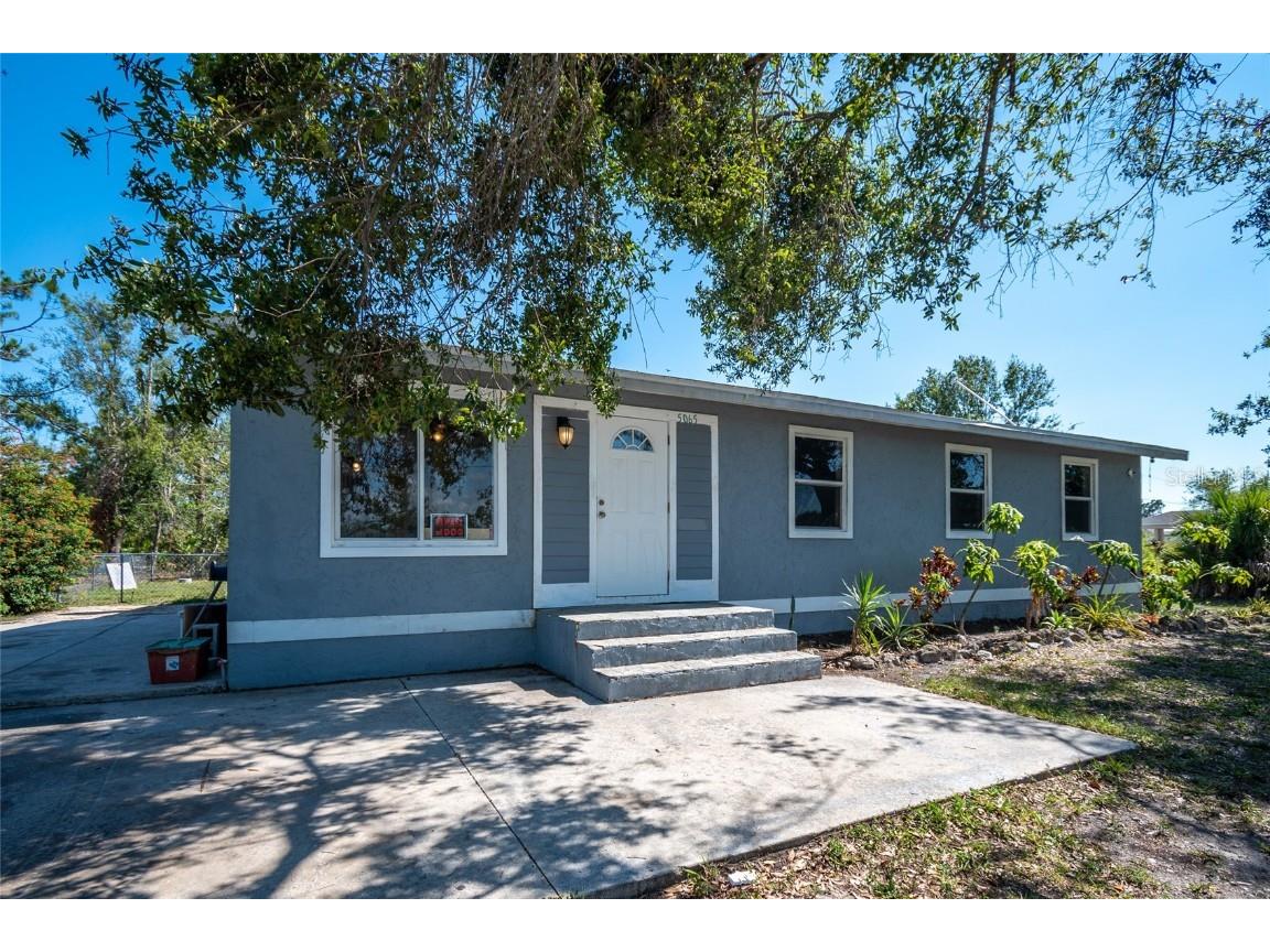 5065 White Avenue Port Charlotte FL 33981 D6130705 image1