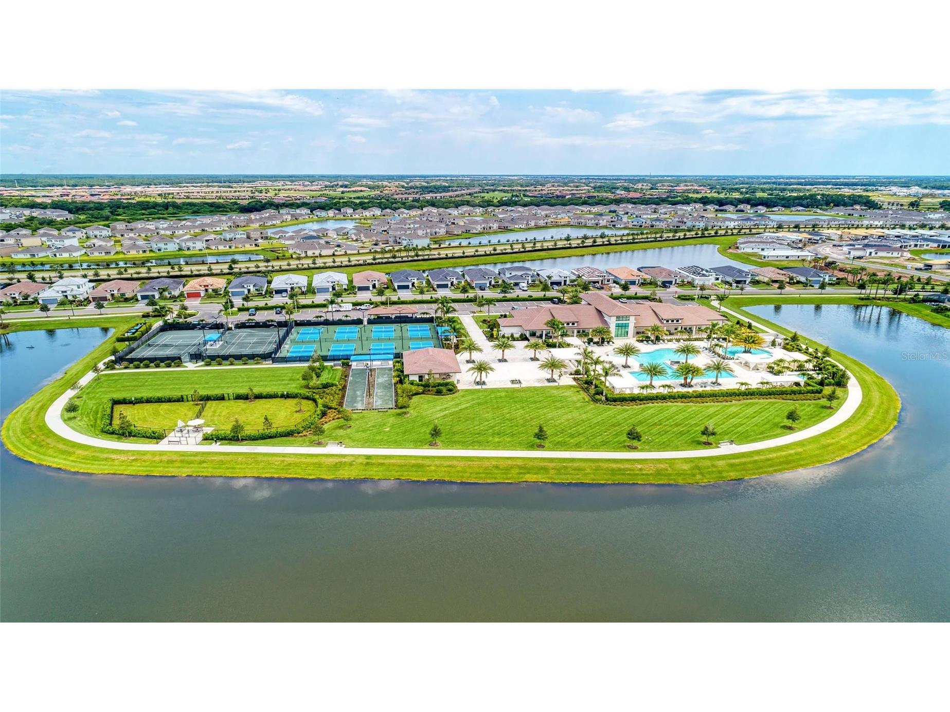 5066 Simons Court Lakewood Ranch FL 34211 W7883340 image73