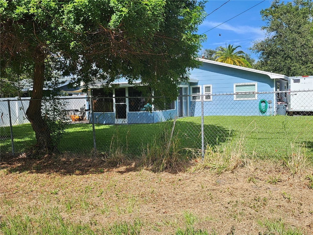 507 12th Street NW Largo FL 33770 TB8426925 image36