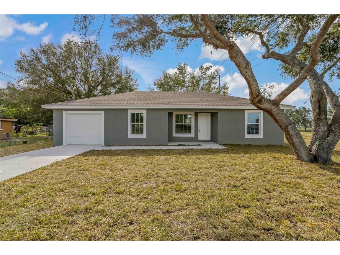 507 1st Ave Lake Wales FL 33859 P4928779 image1