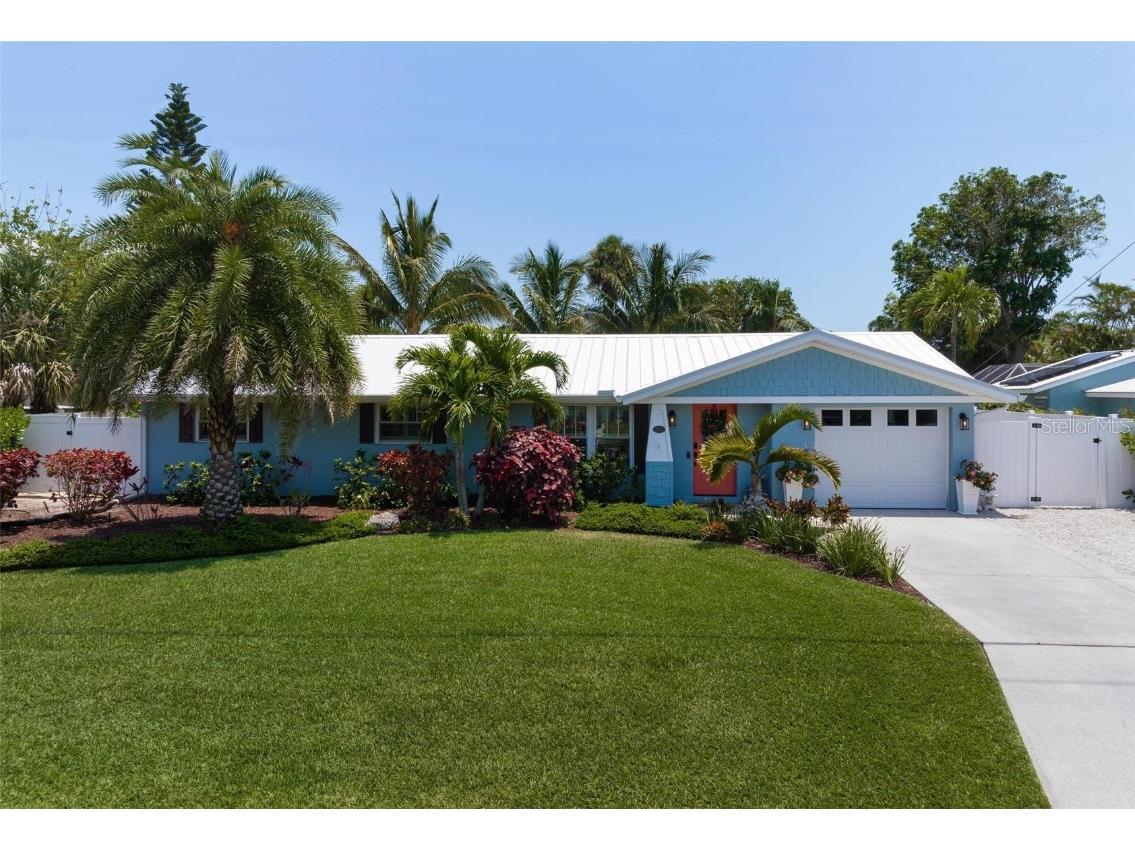 507 70th Street Holmes Beach FL 34217 A4570823 image1