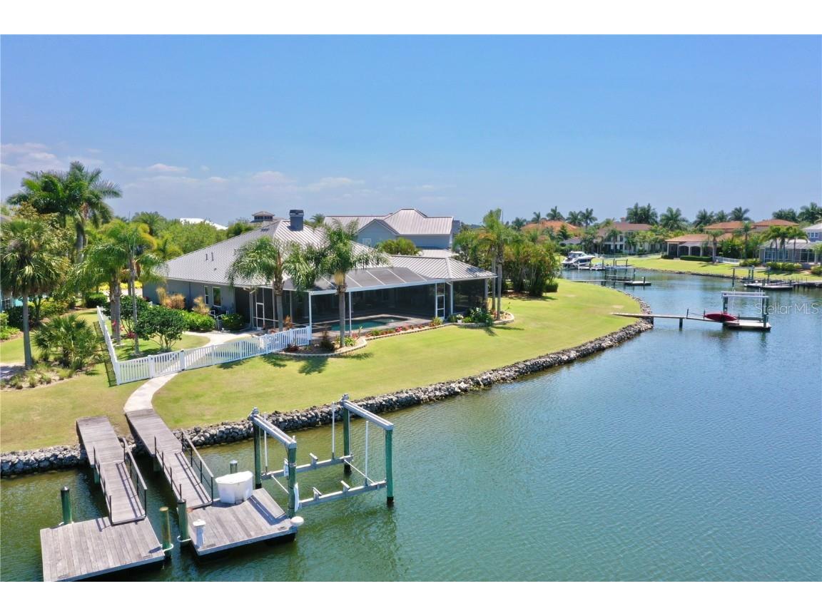 507 Beacon Sound Way Apollo Beach FL 33572 T3519098 image1