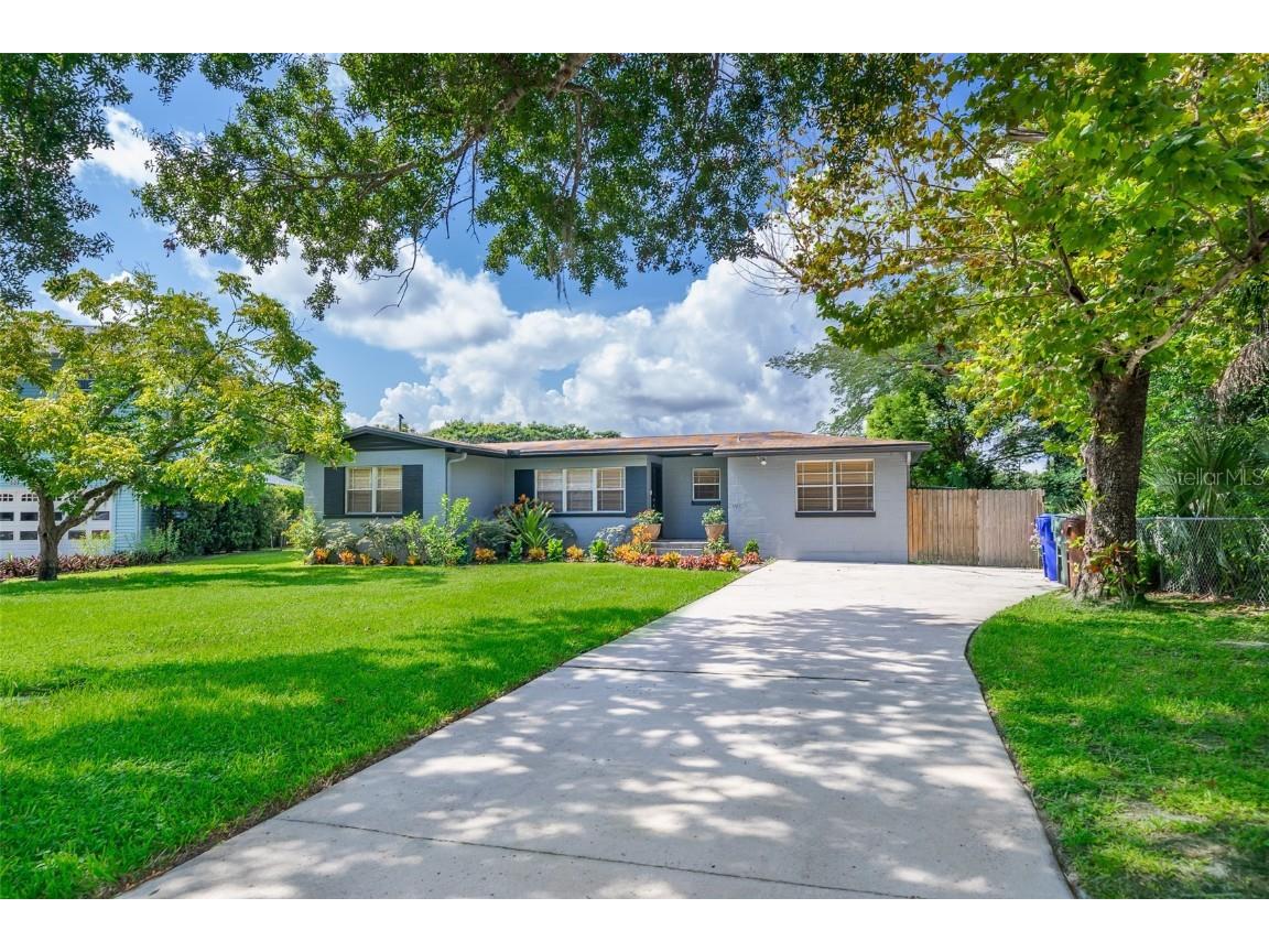 507 Canterbury Lane Kissimmee FL 34741 - LAKE TOHOPEKALIGA AKA WESTLAKE S5054055 image1