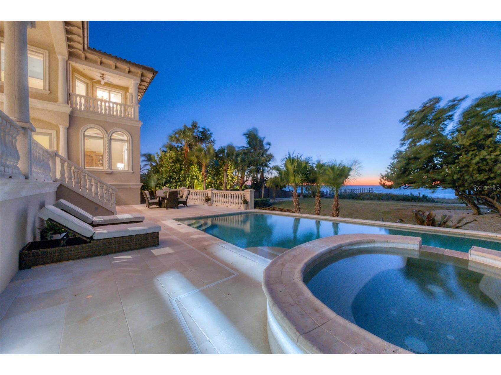 507 Casey Key Road Nokomis FL 34275 - DIRECT GULF FRONT A4632022 image1