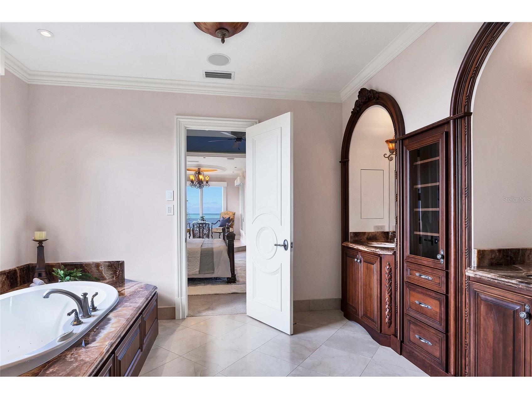 507 Casey Key Road Nokomis FL 34275 - DIRECT GULF FRONT A4632022 image30