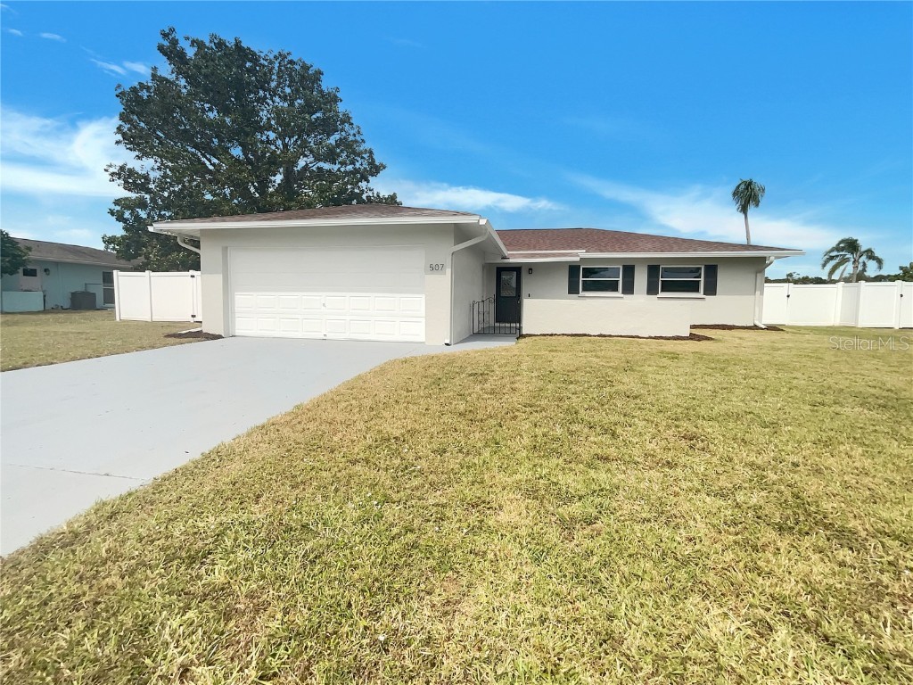 507 Chevy Chase Drive Sarasota FL 34243 O6286929 image1