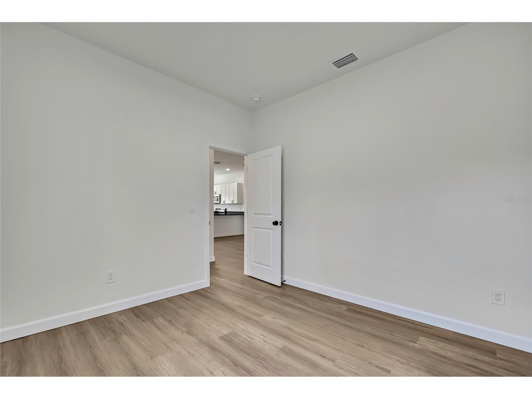 507 E Baker Tampa FL 33603 TB8478793 image30