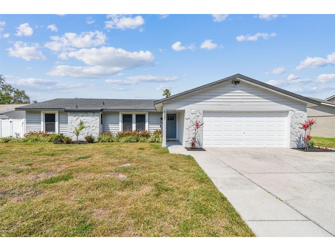 507 Hammock Drive Palm Harbor FL 34683 TB8382655 image1