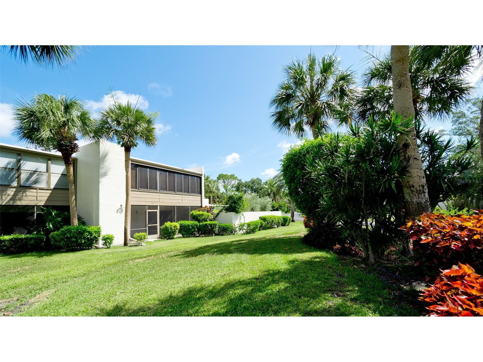 507 Lakeside Drive #507 Bradenton FL 34210 A4697167 image2