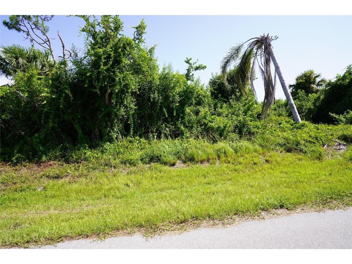 507 Meridan Avenue NW Port Charlotte FL 33952 C7478312 image2