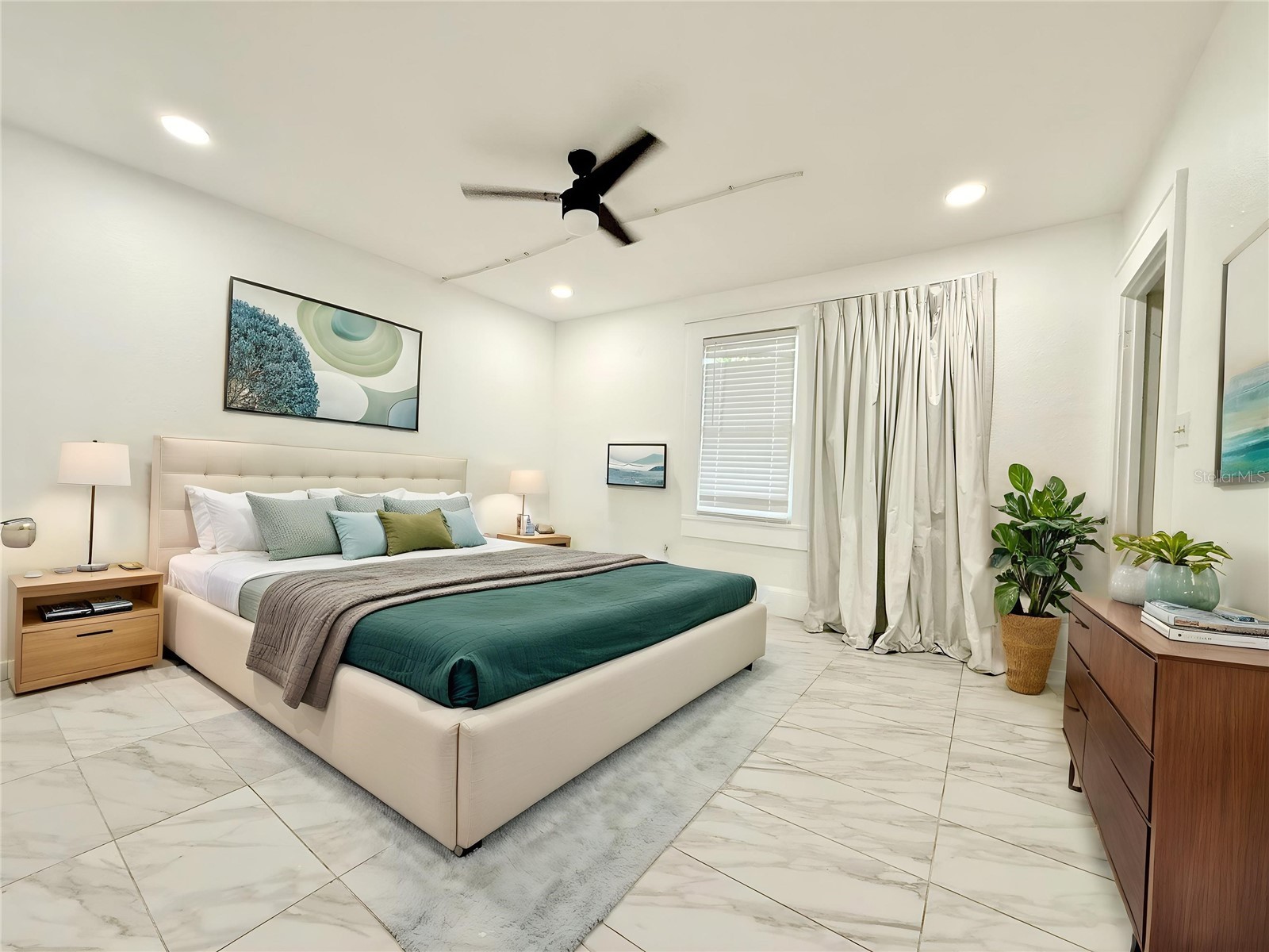 507 N Ridgewood Drive #4 Daytona Beach FL 32114 O6401096 image2