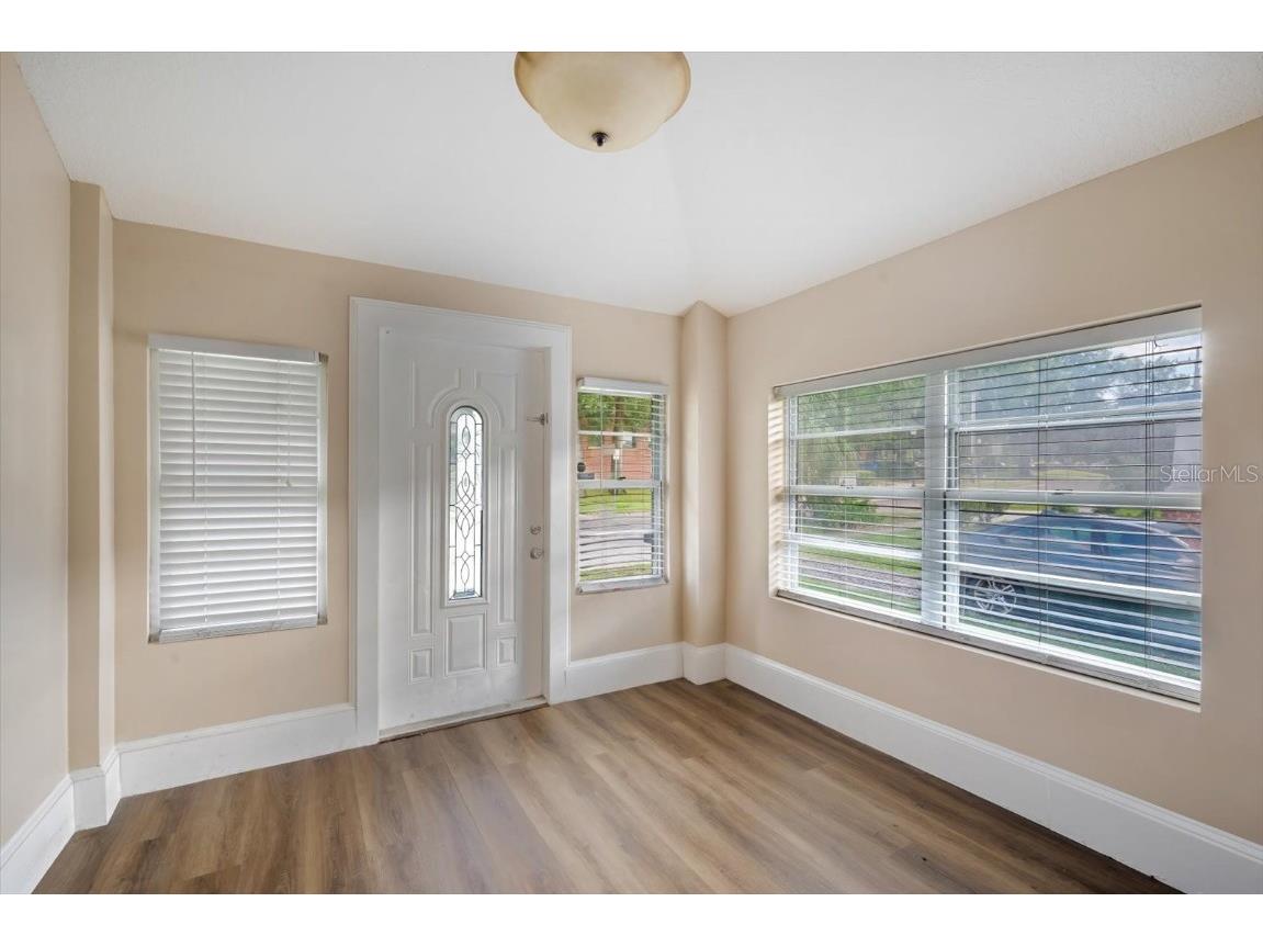 507 N Thomas Street Plant City FL 33563 TB8434364 image3