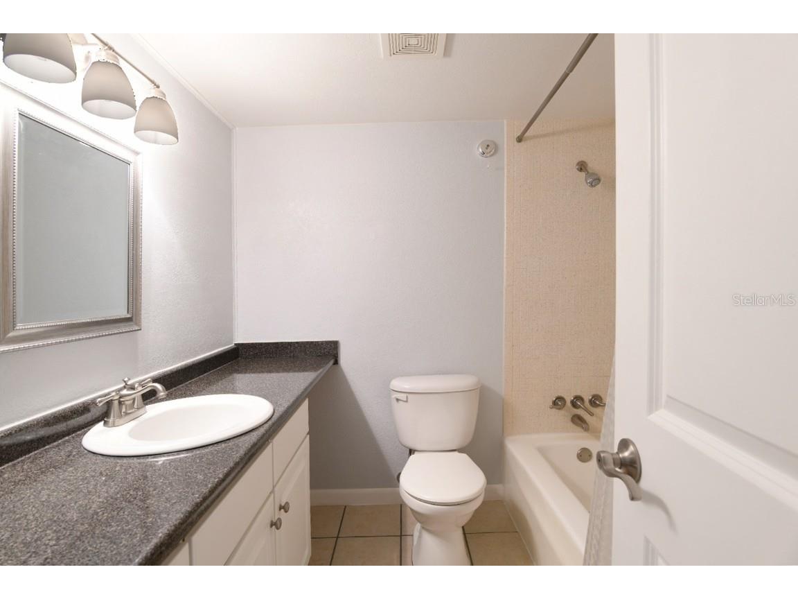 507 NW 39th Road #215 Gainesville FL 32607 GC533532 image13