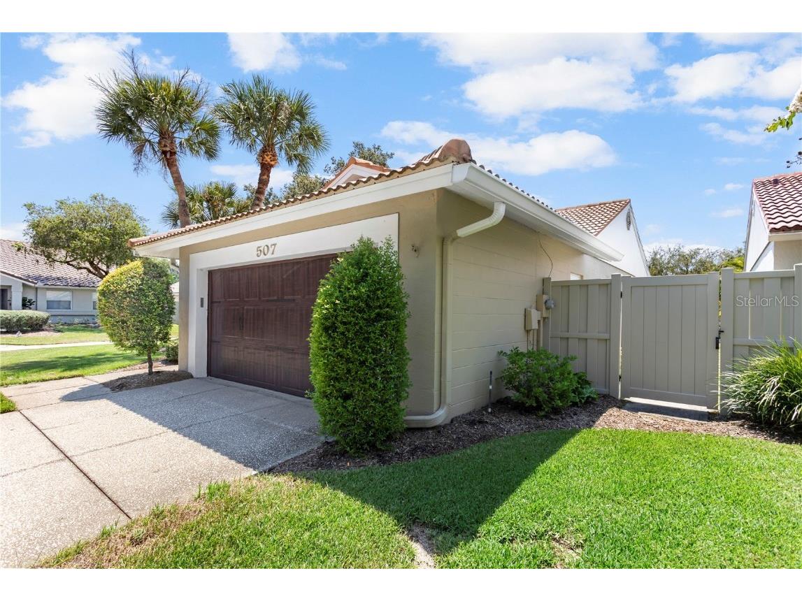 507 Padua Circle NE Saint Petersburg FL 33703 U8252120 image1
