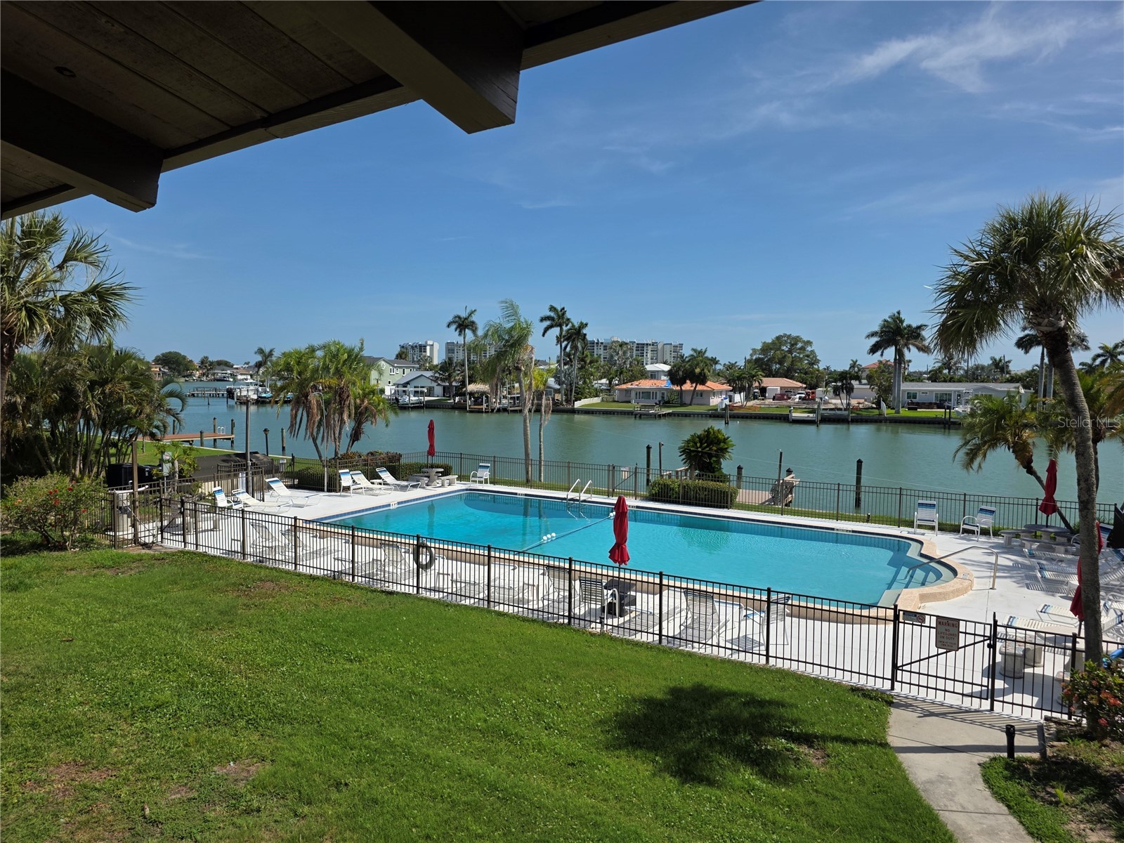 507 Plaza Seville Court #514 Treasure Island FL 33706 TB8514373 image4