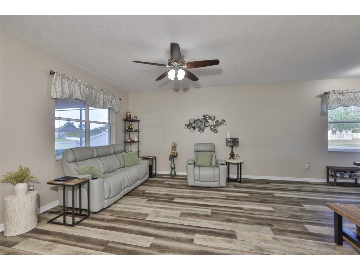 507 Powder View Drive Ruskin FL 33570 TB8450567 image4