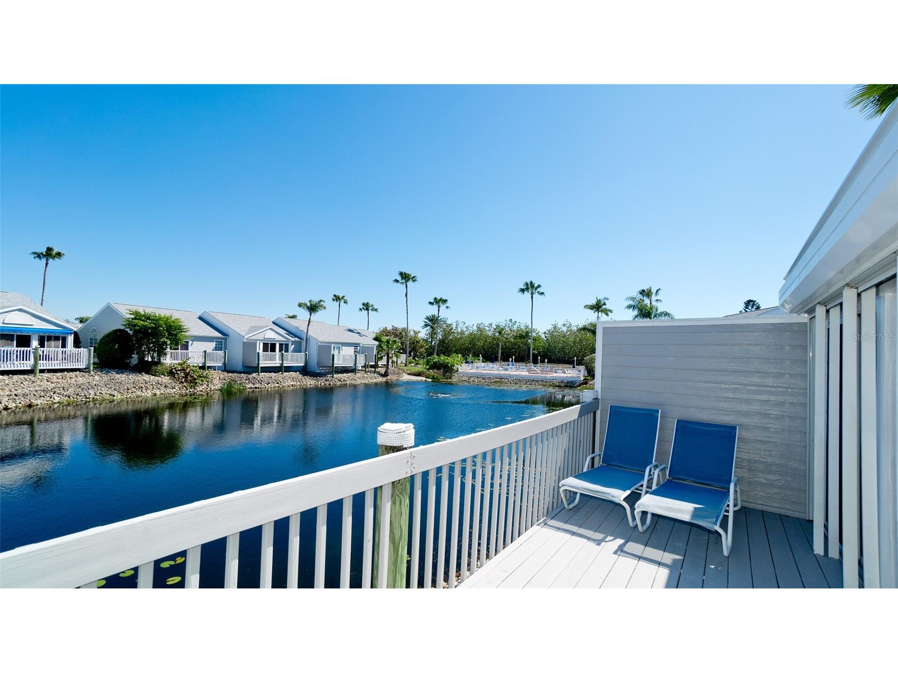 507 Sanderling Circle Bradenton FL 34209 - LAKE # 2 A4683781 image1