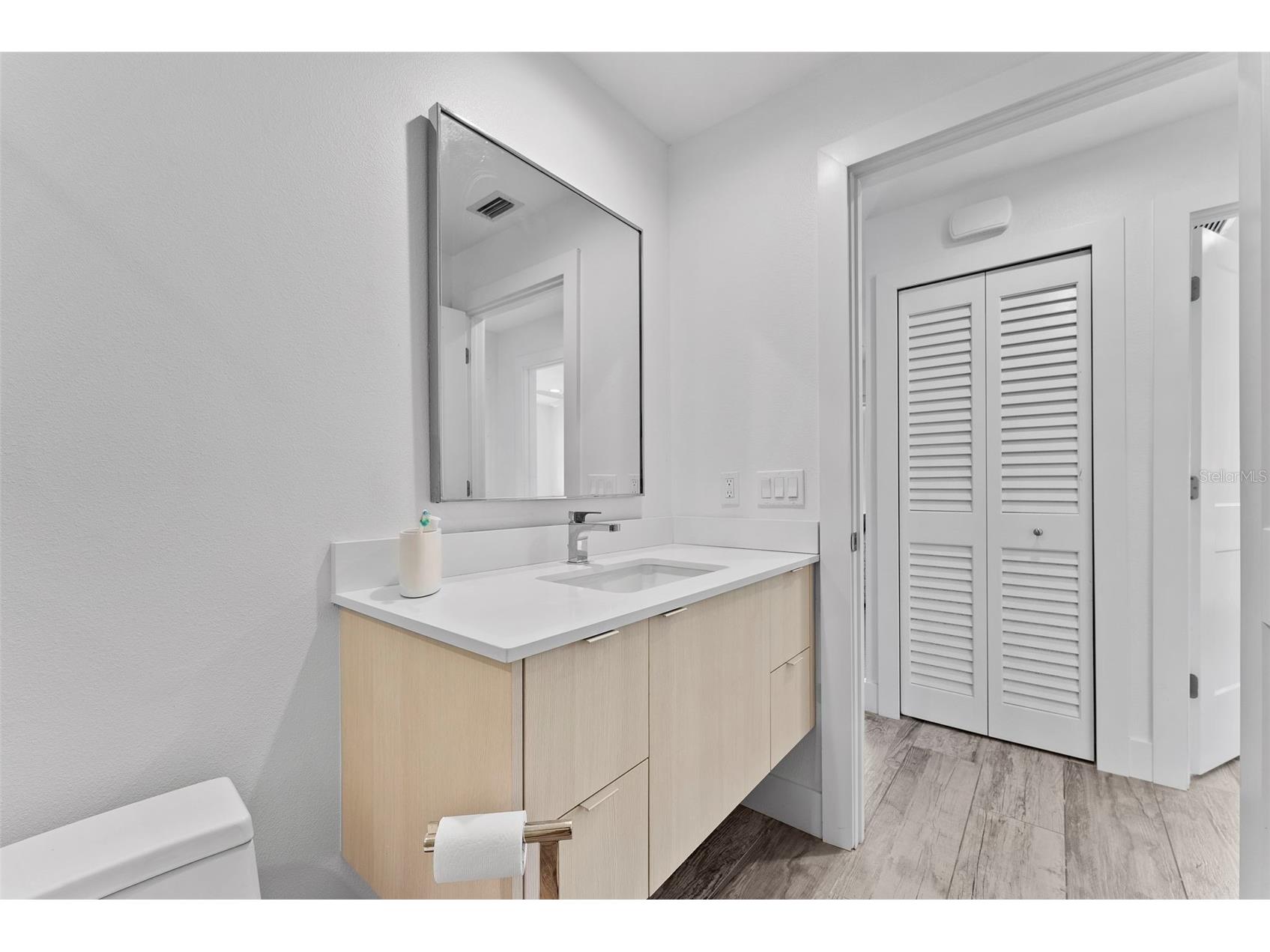 507 Sante Joseph Street Venice FL 34285 A4678667 image36