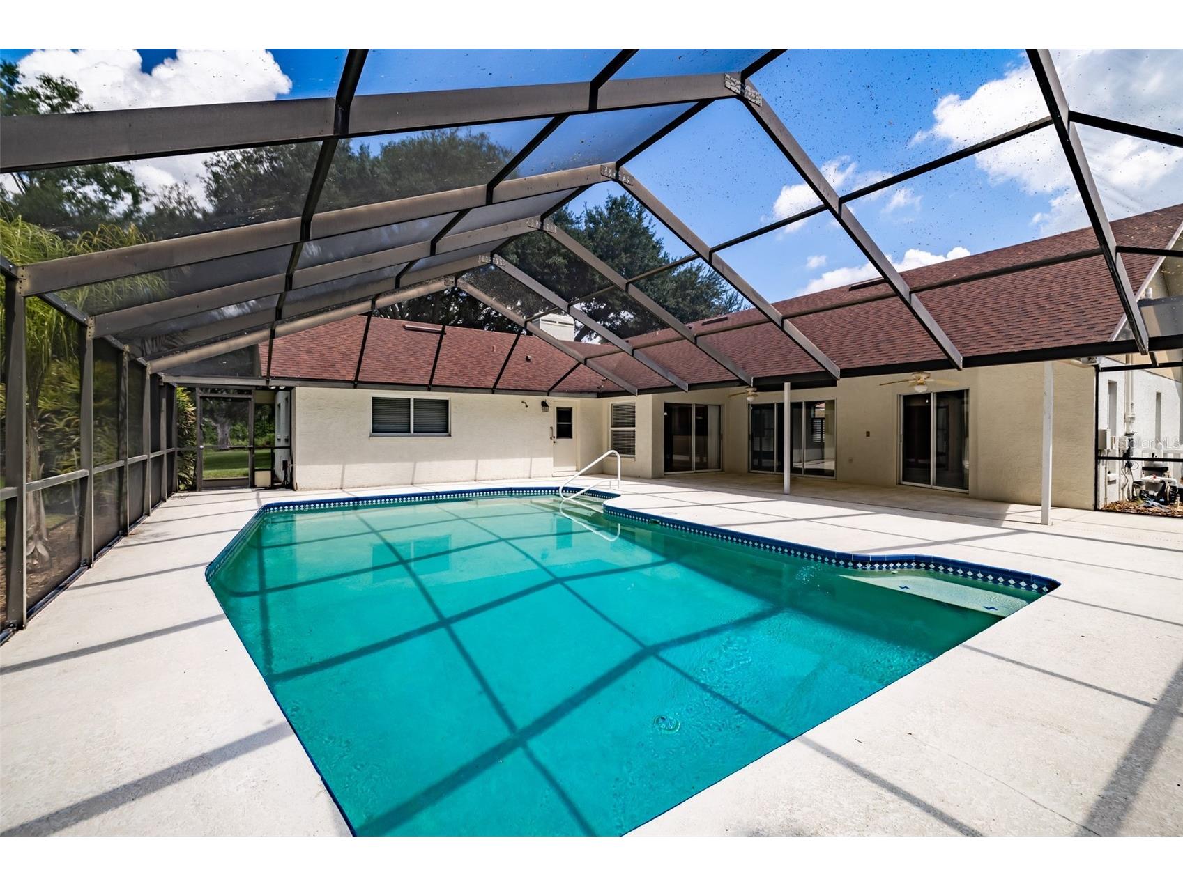 507 Surrey Lane Lutz FL 33549 TB8517387 image45