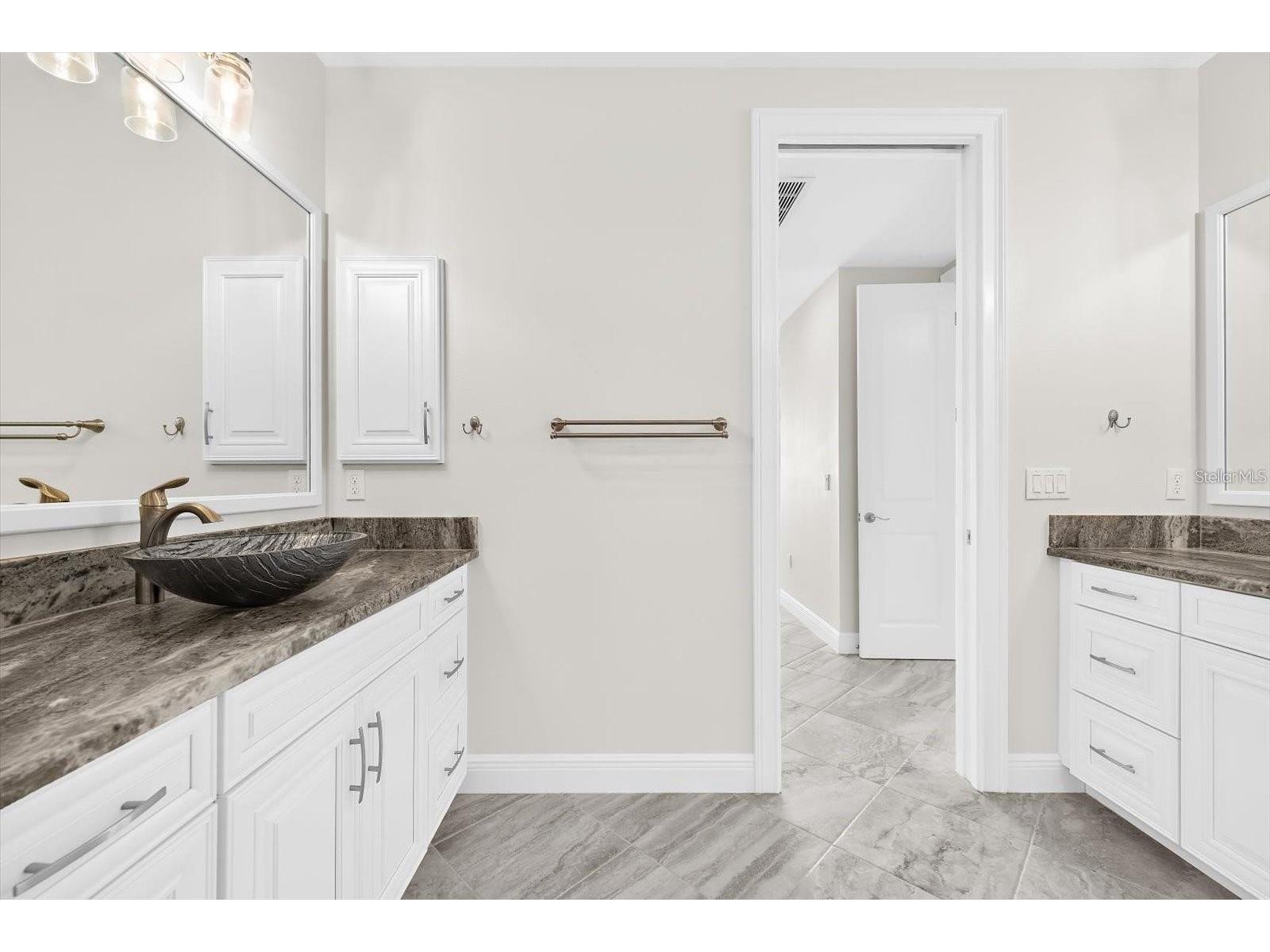 507 Tamiami Trail N #602 Venice FL 34285 N6144737 image22