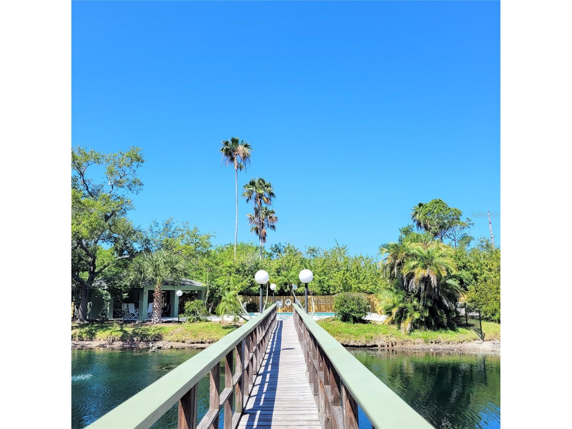 5071 Barrington Circle #1602 Sarasota FL 34234 A4691290 image36