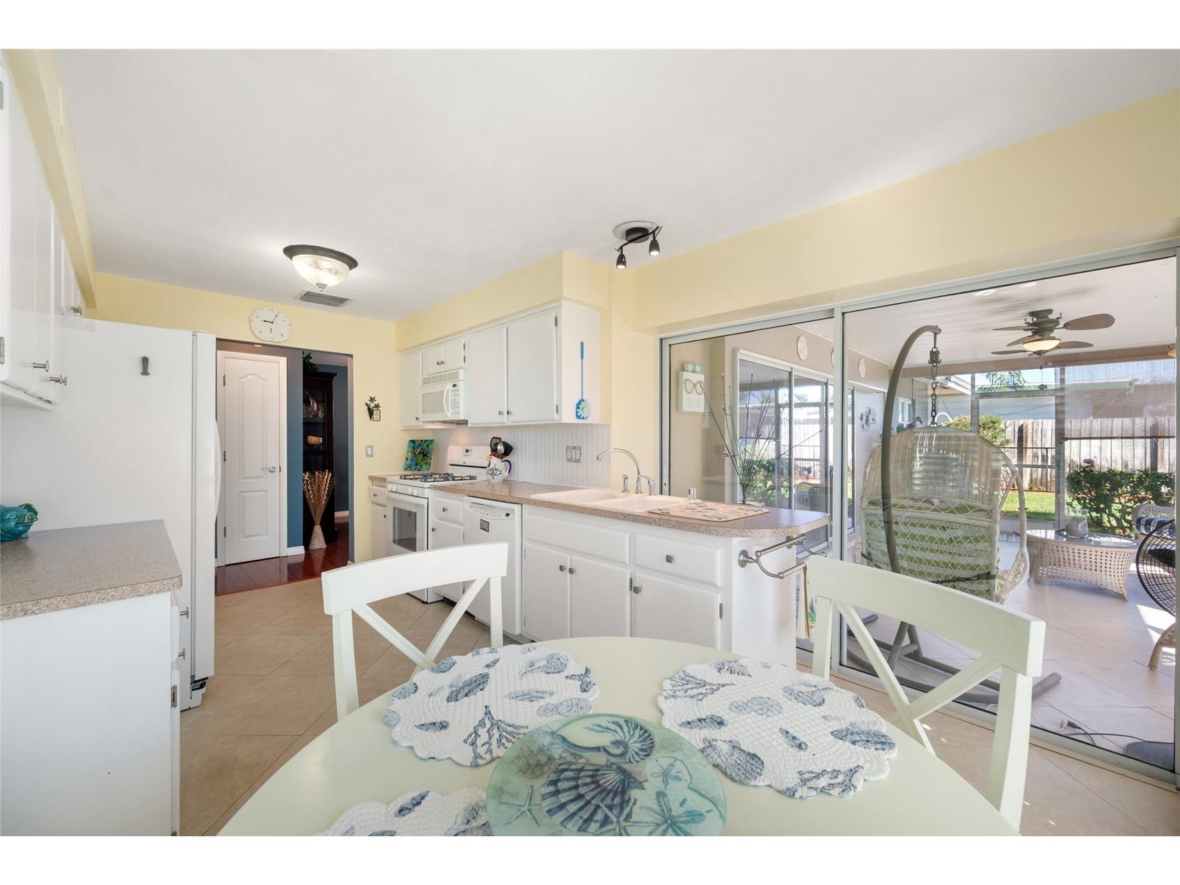 5072 43rd Street S Saint Petersburg FL 33711 TB8468331 image16