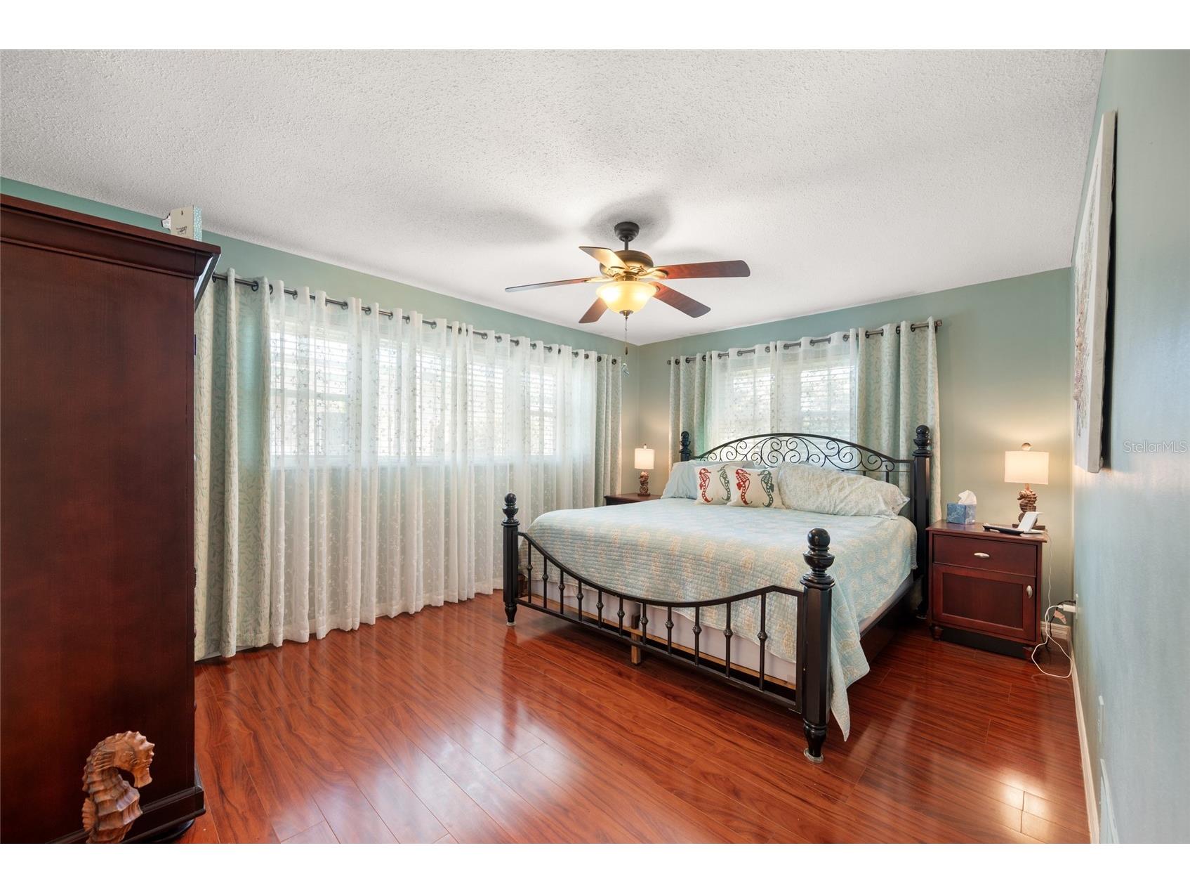 5072 43rd Street S Saint Petersburg FL 33711 TB8468331 image18