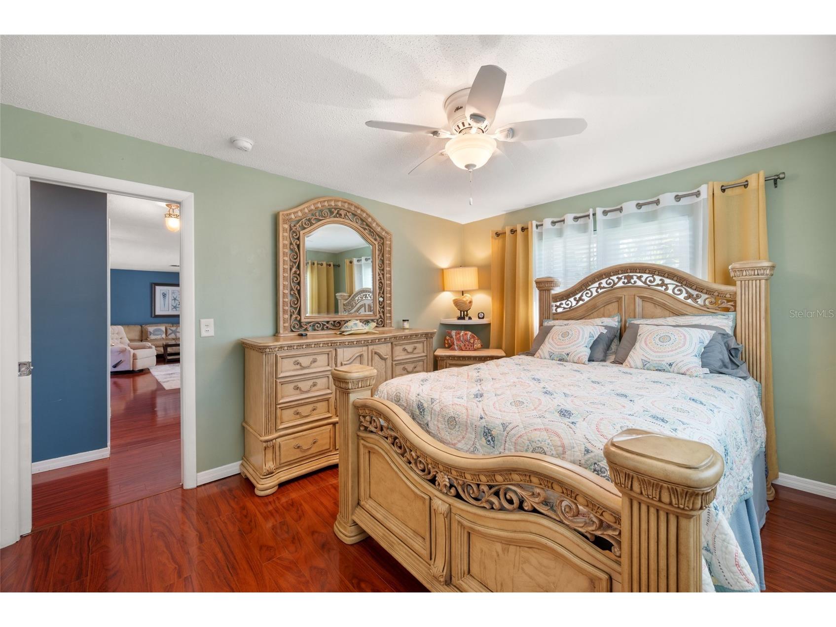 5072 43rd Street S Saint Petersburg FL 33711 TB8468331 image26