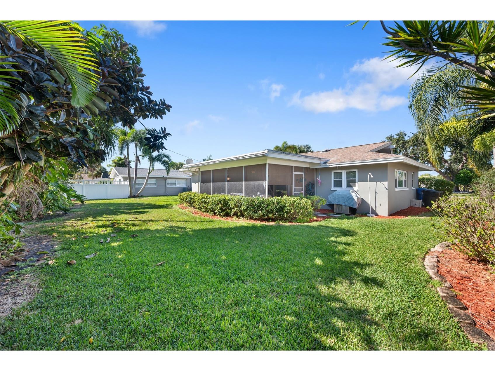 5072 43rd Street S Saint Petersburg FL 33711 TB8468331 image34