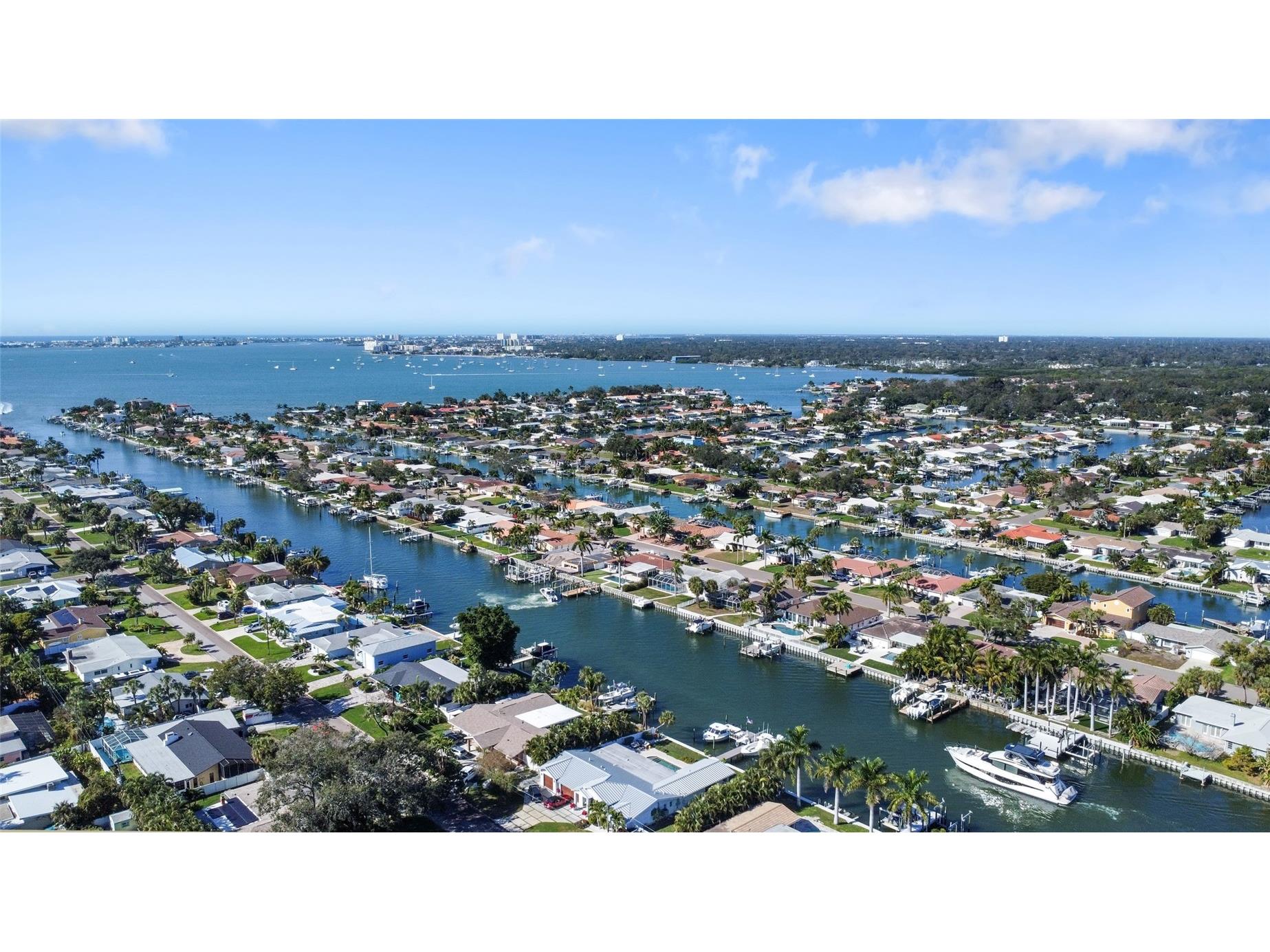 5072 43rd Street S Saint Petersburg FL 33711 TB8468331 image40