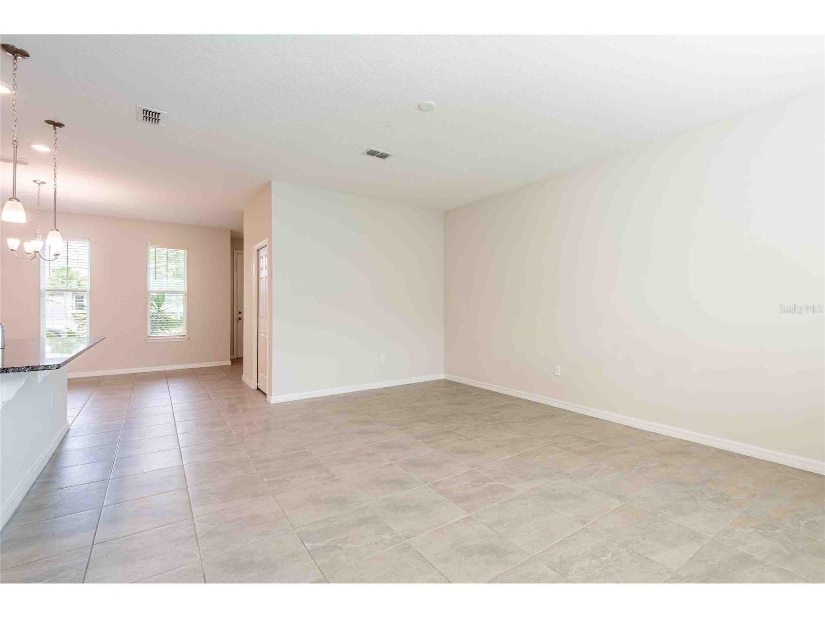 5072 Avalon Park Boulevard Wesley Chapel FL 33545 TB8508471 image10